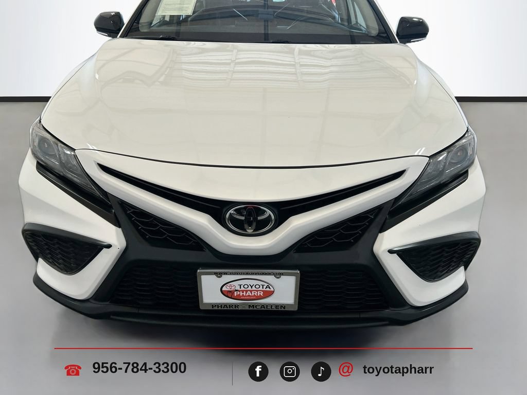 Used 2024 Toyota Camry SE AWD/4WD image 2