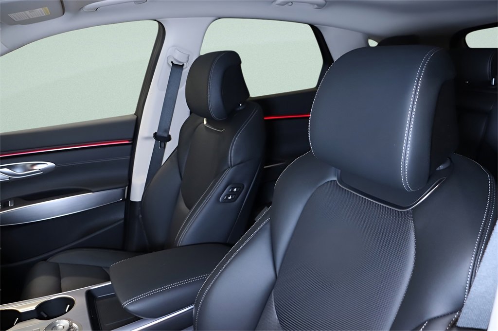 New 2026 Genesis GV70 2.5T Select image 7