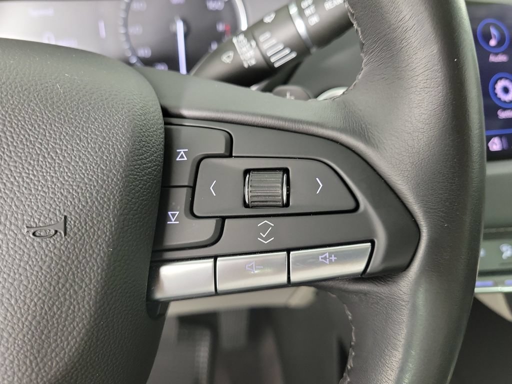 Certified 2023 Cadillac XT4 Luxury FWD image 23