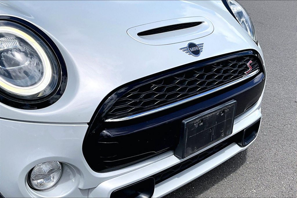 Used 2019 MINI Cooper S w/ Premium Package FWD image 28