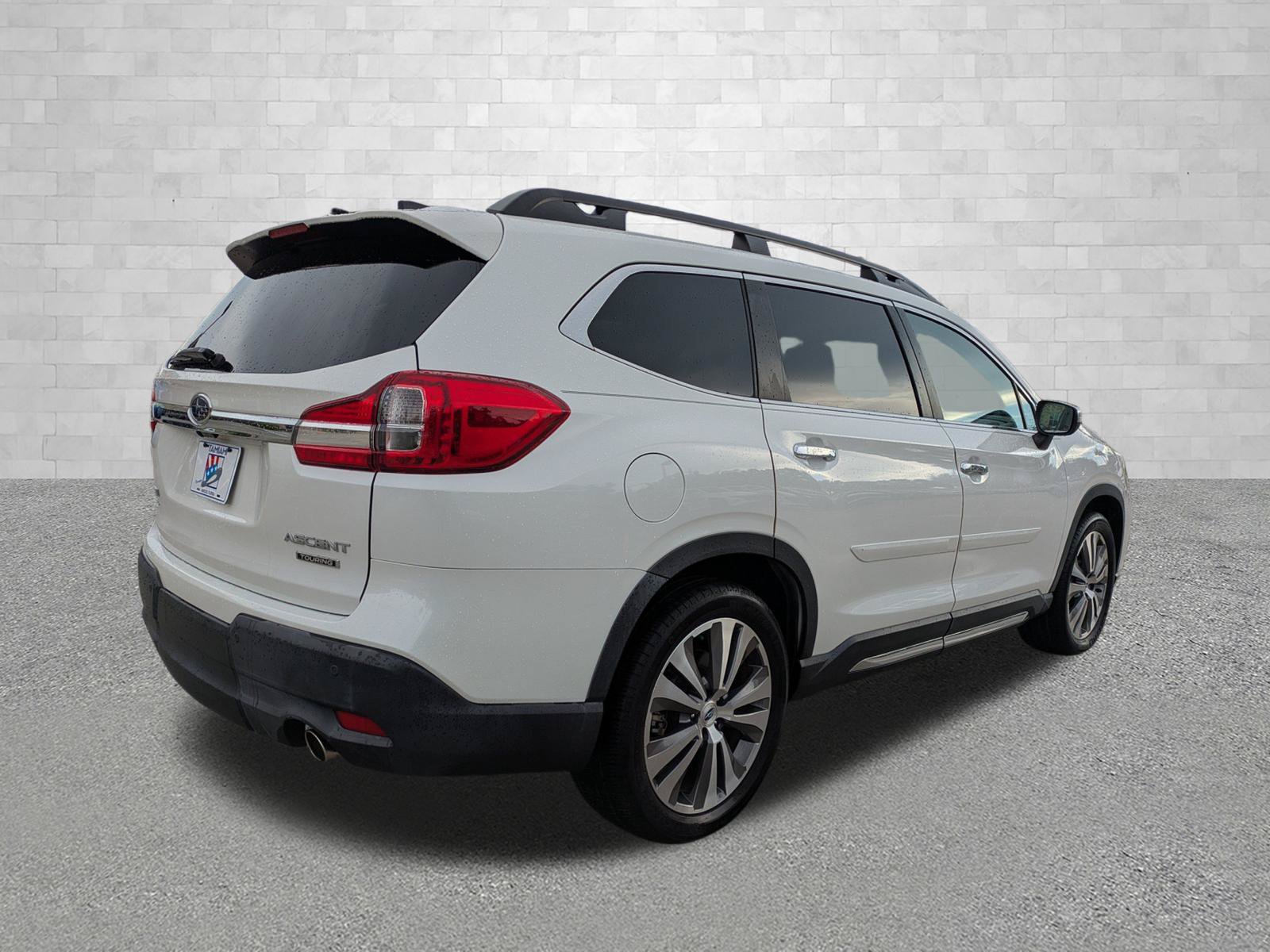 Used 2020 Subaru Ascent Touring AWD/4WD image 2