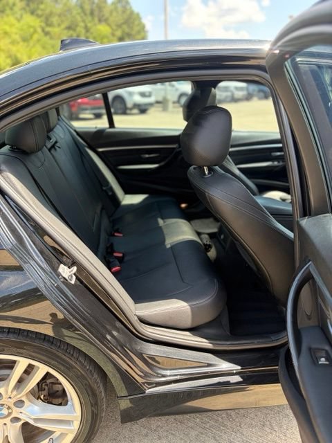 Used 2017 BMW 330i Sedan RWD image 17