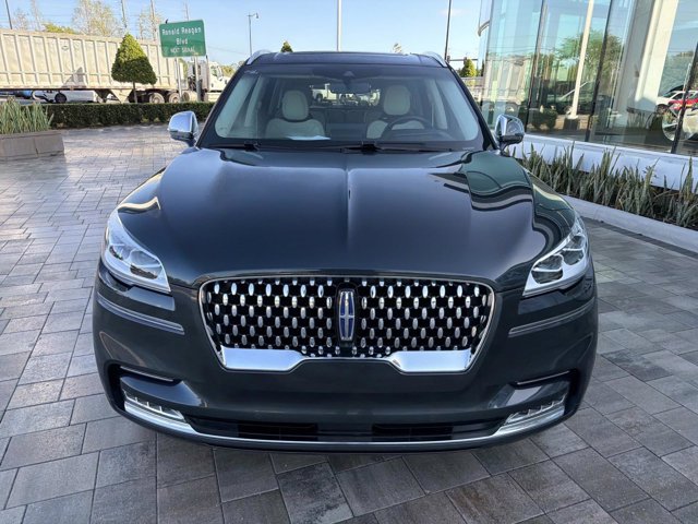 Certified 2022 Lincoln Aviator Black Label Grand Touring w/ Class IV Trailer Tow Package image 7