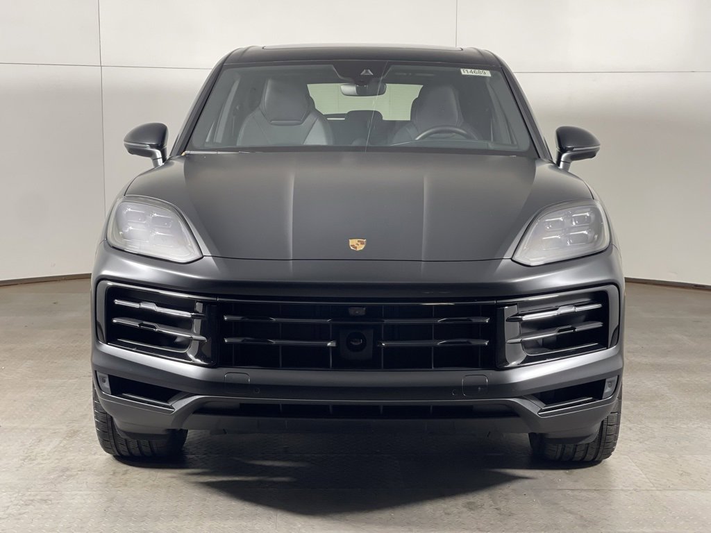 Certified 2025 Porsche Cayenne S image 10