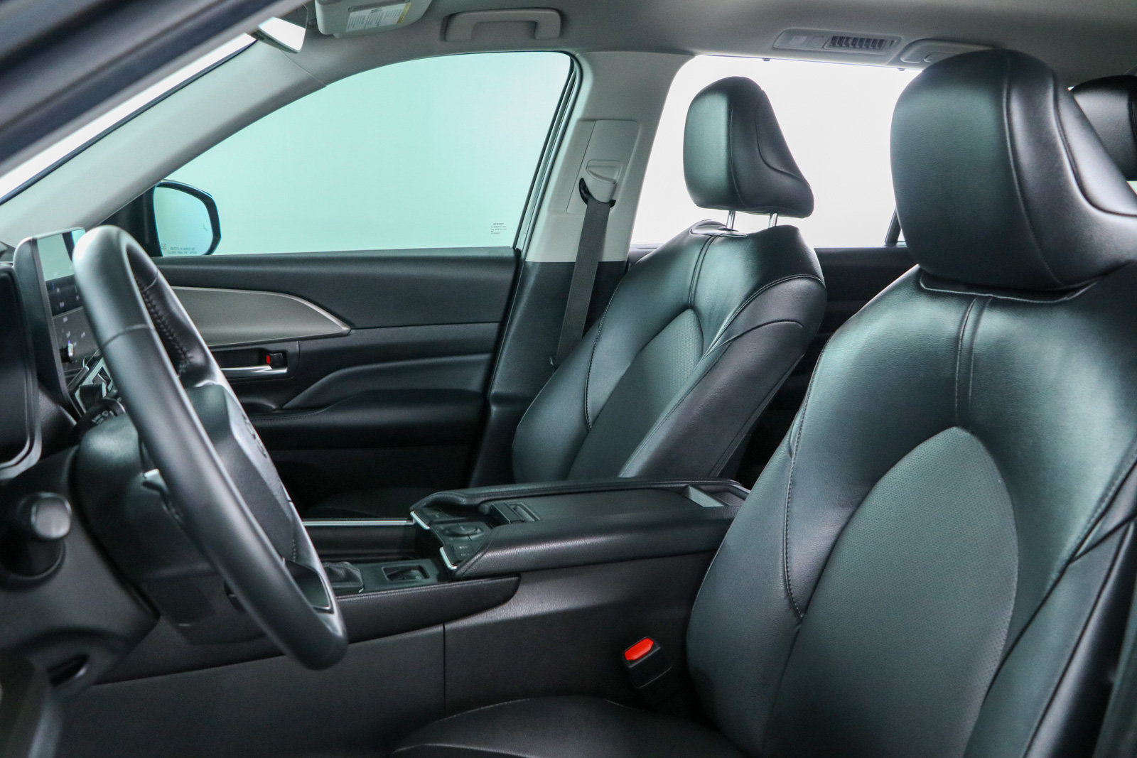 Used 2024 Toyota Grand Highlander FWD image 23