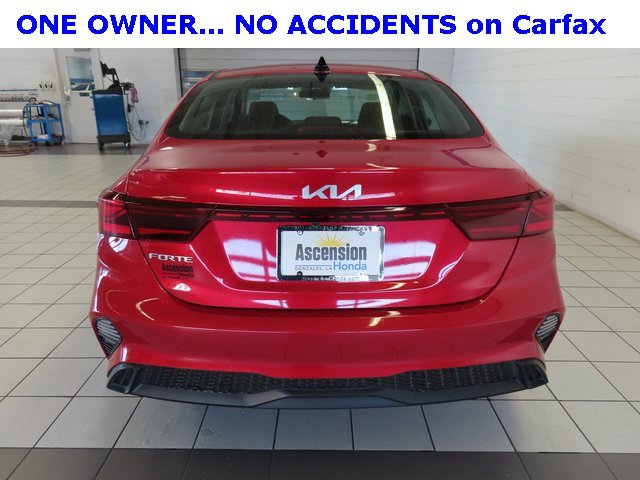 Used 2024 Kia Forte LXS image 12
