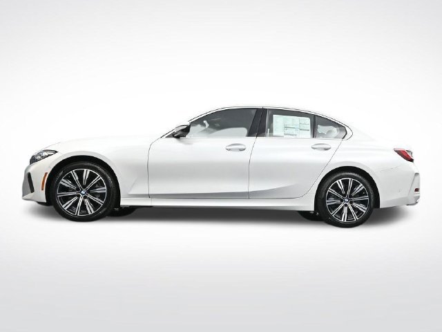 New 2026 BMW 330i xDrive Sedan w/ Premium Package AWD/4WD image 35