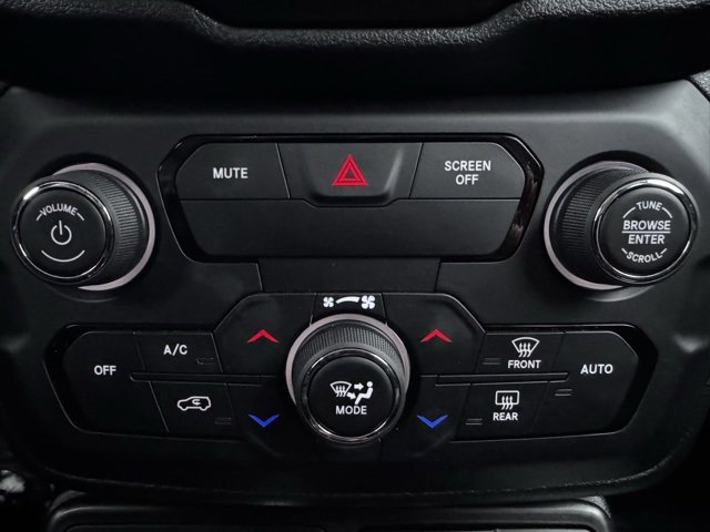 Used 2019 Jeep Renegade Trailhawk w/ Cold Weather Group II image 10