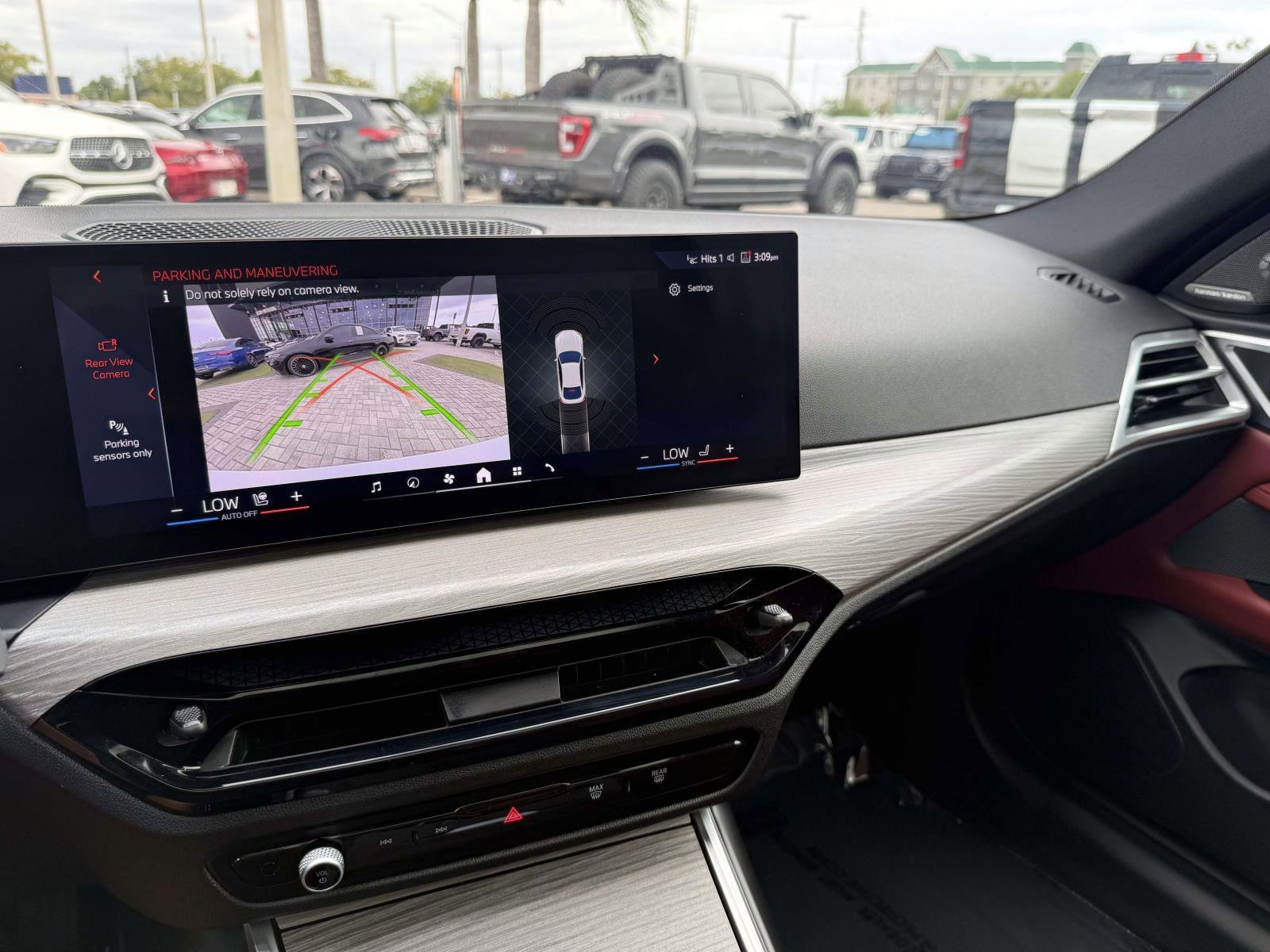 Used 2025 BMW i4 eDrive40 w/ Premium Package RWD image 25