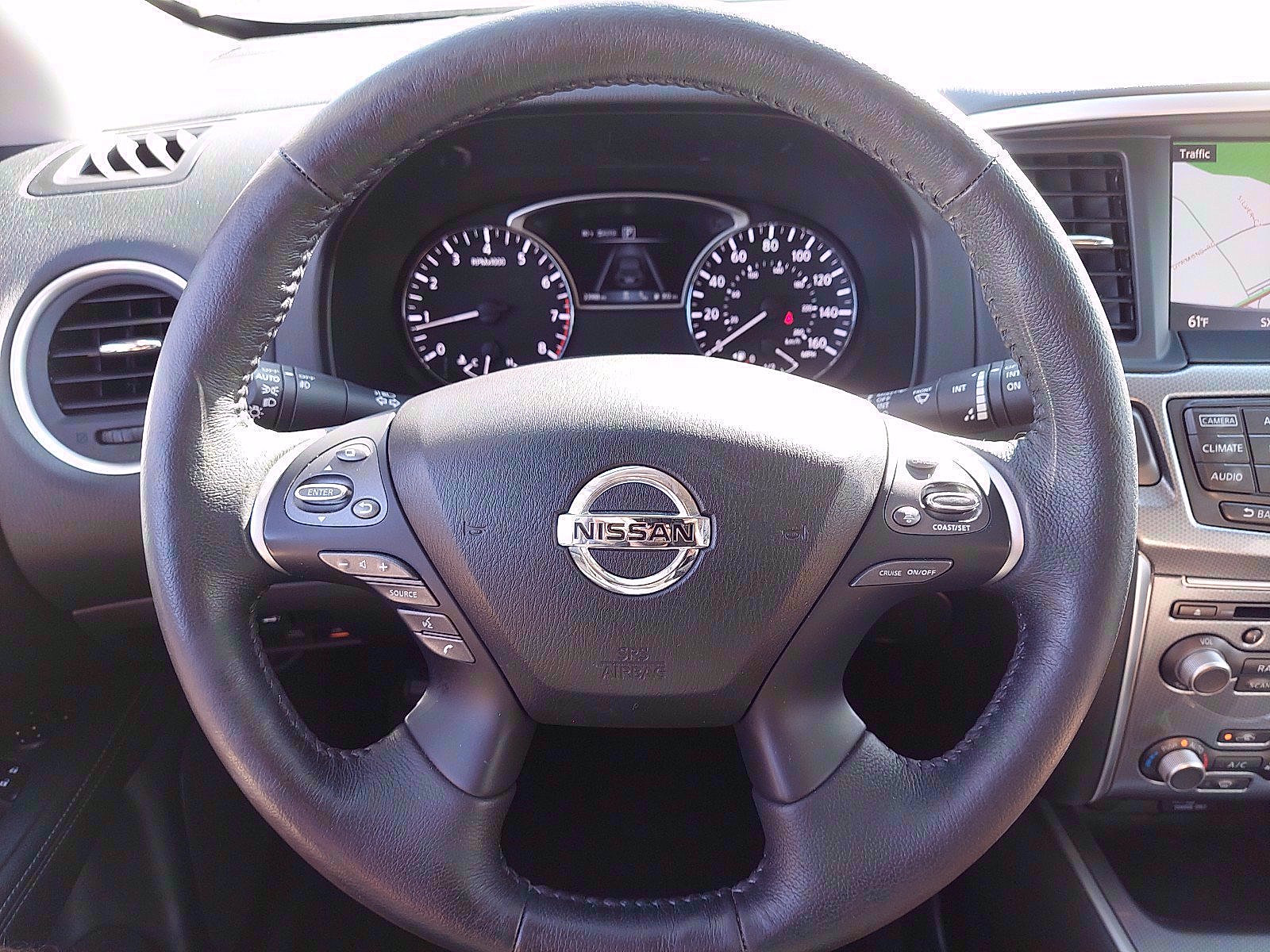 Used 2018 Nissan Pathfinder SL w/ Midnight Edition Package AWD/4WD image 18