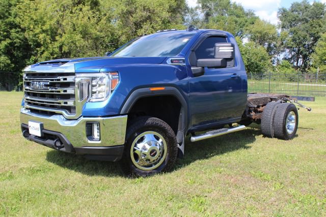 Used 2022 GMC Sierra 3500 SLE w/ SLE Convenience Package image 4