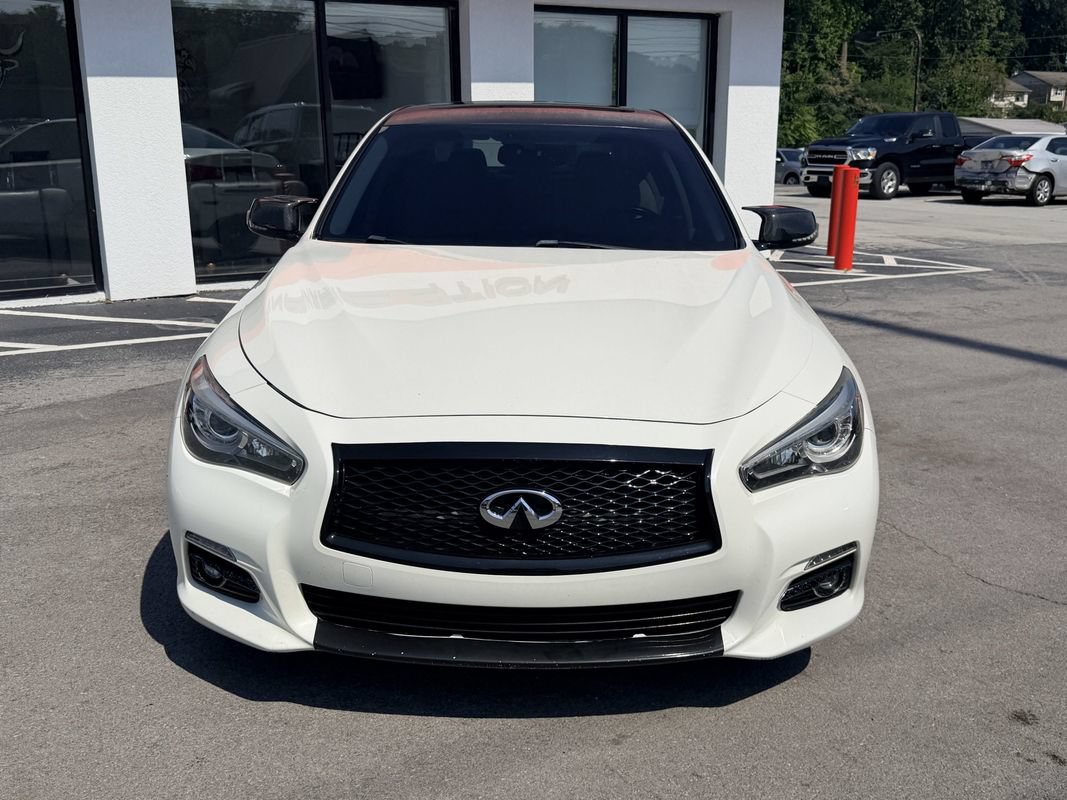 Used 2017 INFINITI Q50 Signature Edition w/ All Weather Package (L93) AWD/4WD image 10