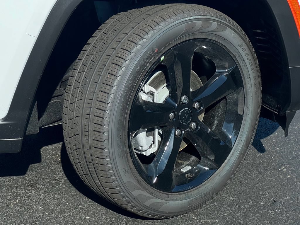 New 2027 Jeep Grand Cherokee Limited AWD/4WD image 9
