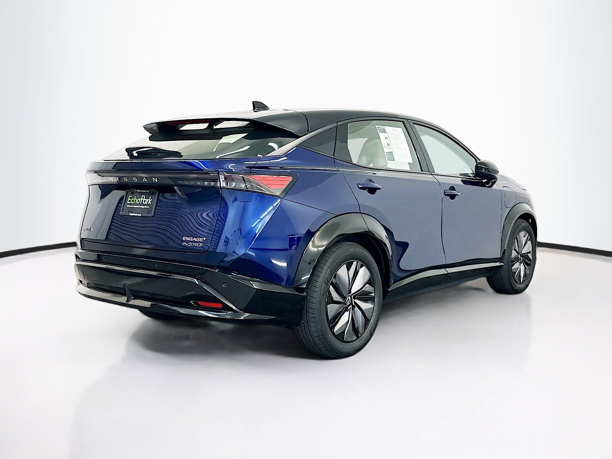 Used 2024 Nissan Ariya AWD image 9