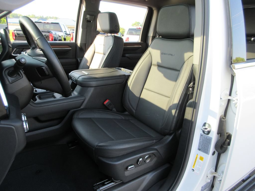 Certified 2024 GMC Sierra 3500 Denali w/ Denali Reserve Package AWD/4WD image 24