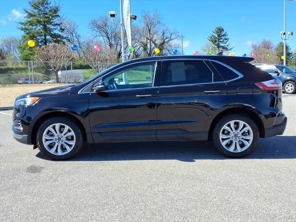 Used 2024 Ford Edge Titanium image 6