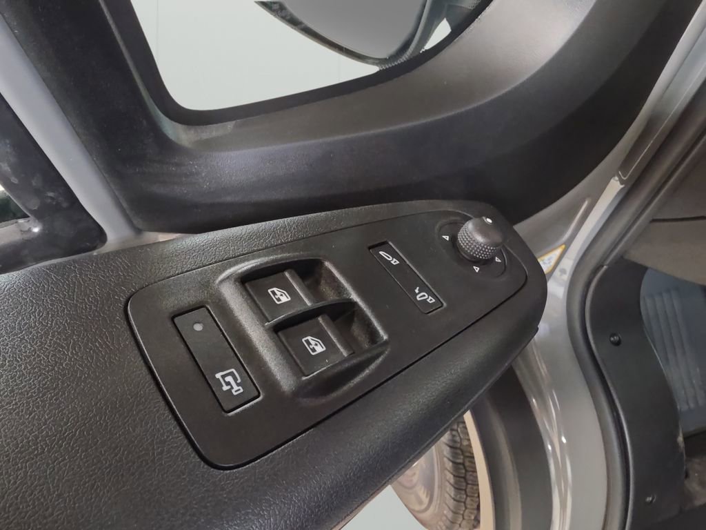 New 2025 RAM ProMaster 1500 w/ Quick Order Package 22G SLT image 25