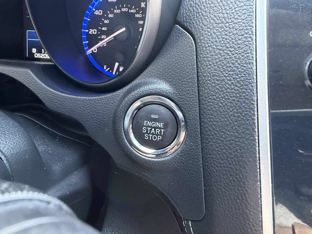 Used 2018 Subaru Outback 2.5i Limited AWD/4WD image 21