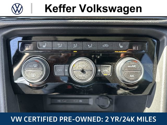 Certified 2022 Volkswagen Taos SEL w/ Panoramic Sunroof Package FWD image 23