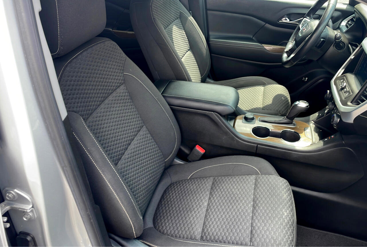 Used 2018 GMC Acadia SLE image 38