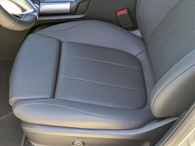 New 2026 Mercedes-Benz GLA 250 4MATIC image 4