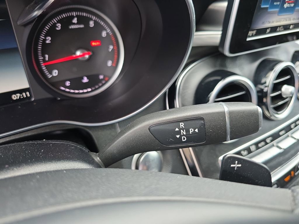 Used 2019 Mercedes-Benz GLC 300 4MATIC image 18