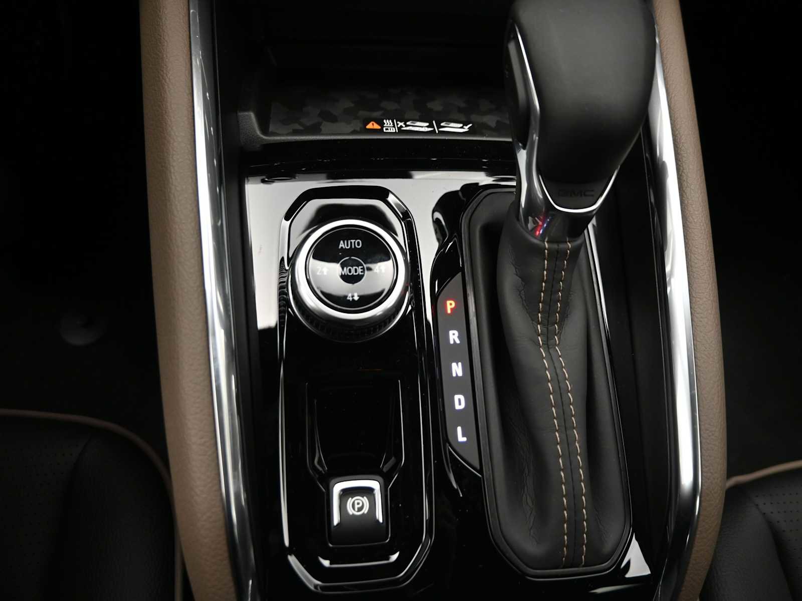 New 2026 GMC Canyon Denali image 15