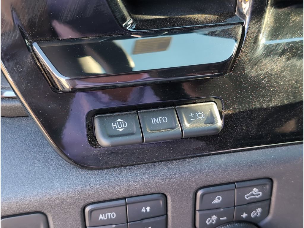 Used 2024 Chevrolet Silverado 1500 ZR2 w/ Technology Package image 27