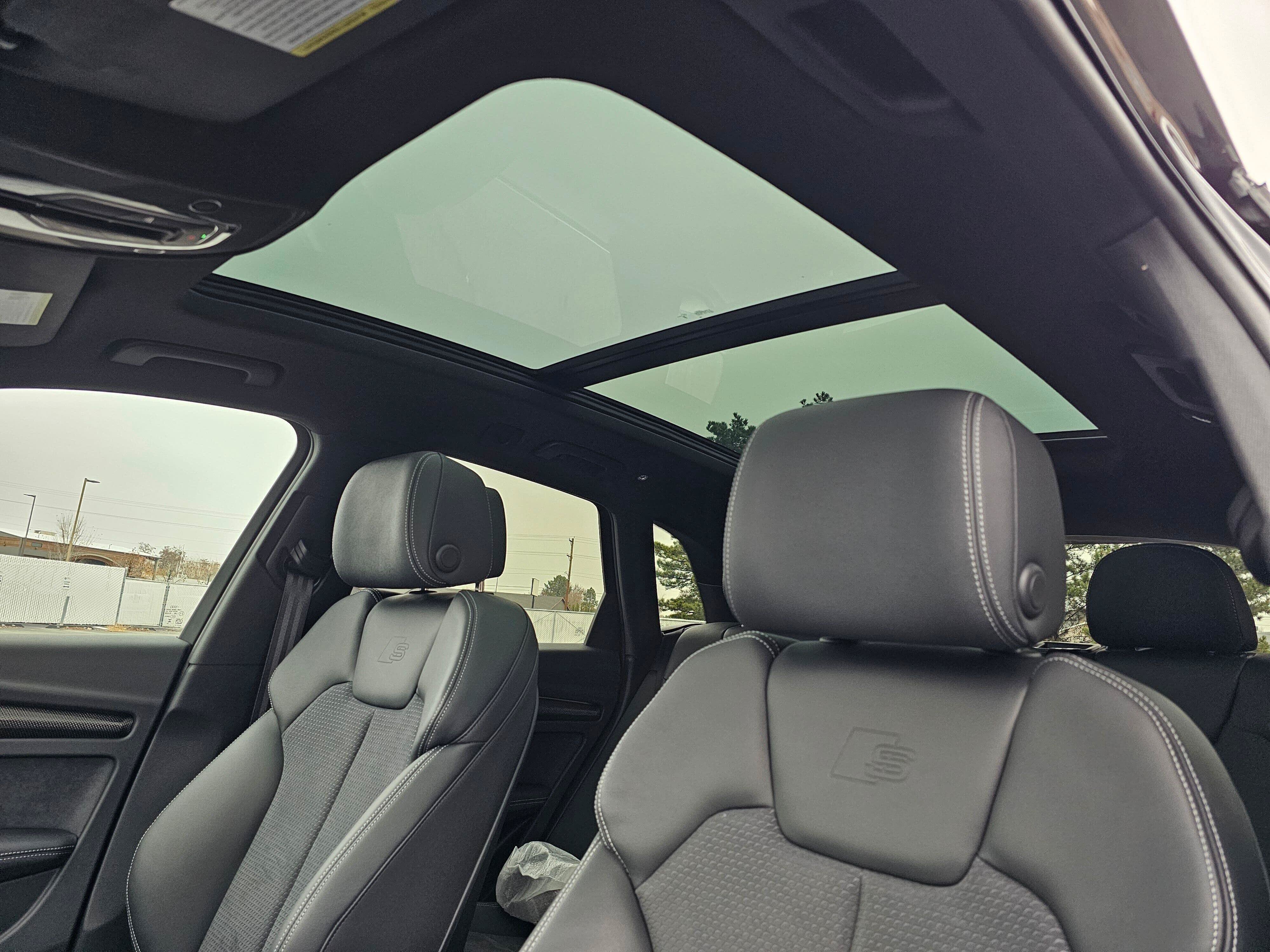 Certified 2025 Audi SQ5 Premium Plus w/ Premium Plus Package AWD/4WD image 26