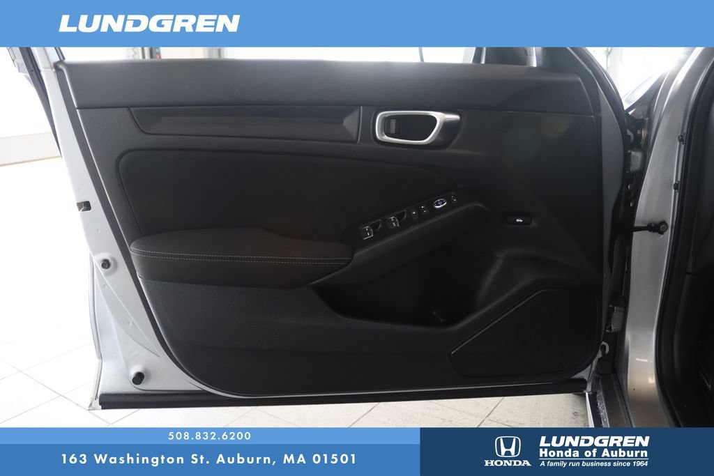 Used 2025 Honda Civic Sport image 9