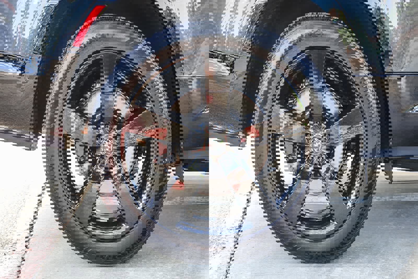 New 2025 Land Rover Defender 130 V8 image 11