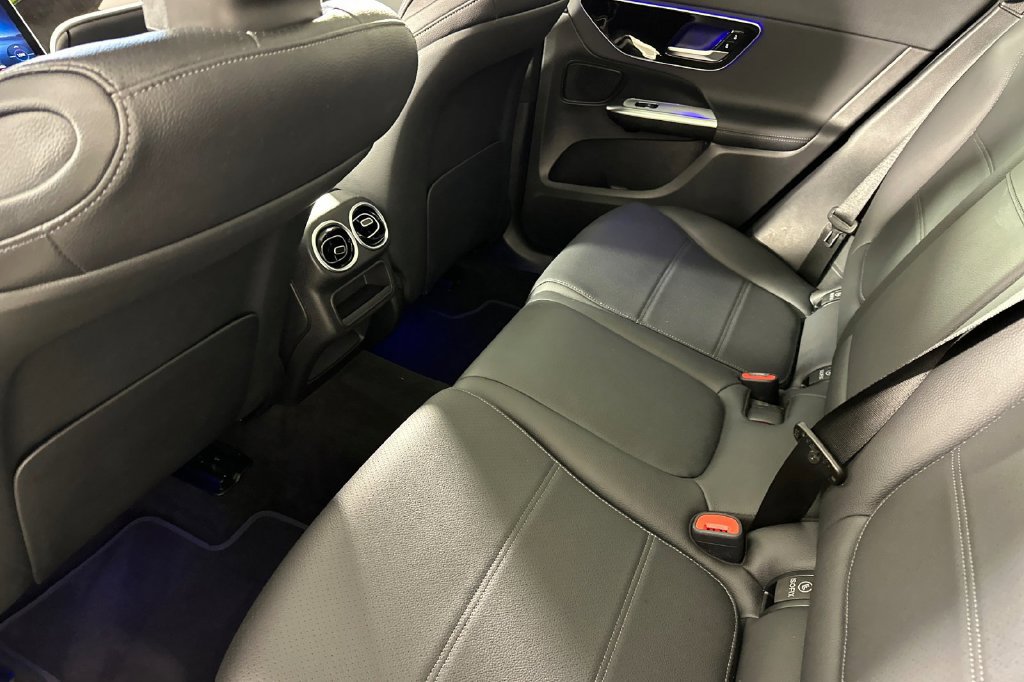 Certified 2026 Mercedes-Benz GLC 300 image 13