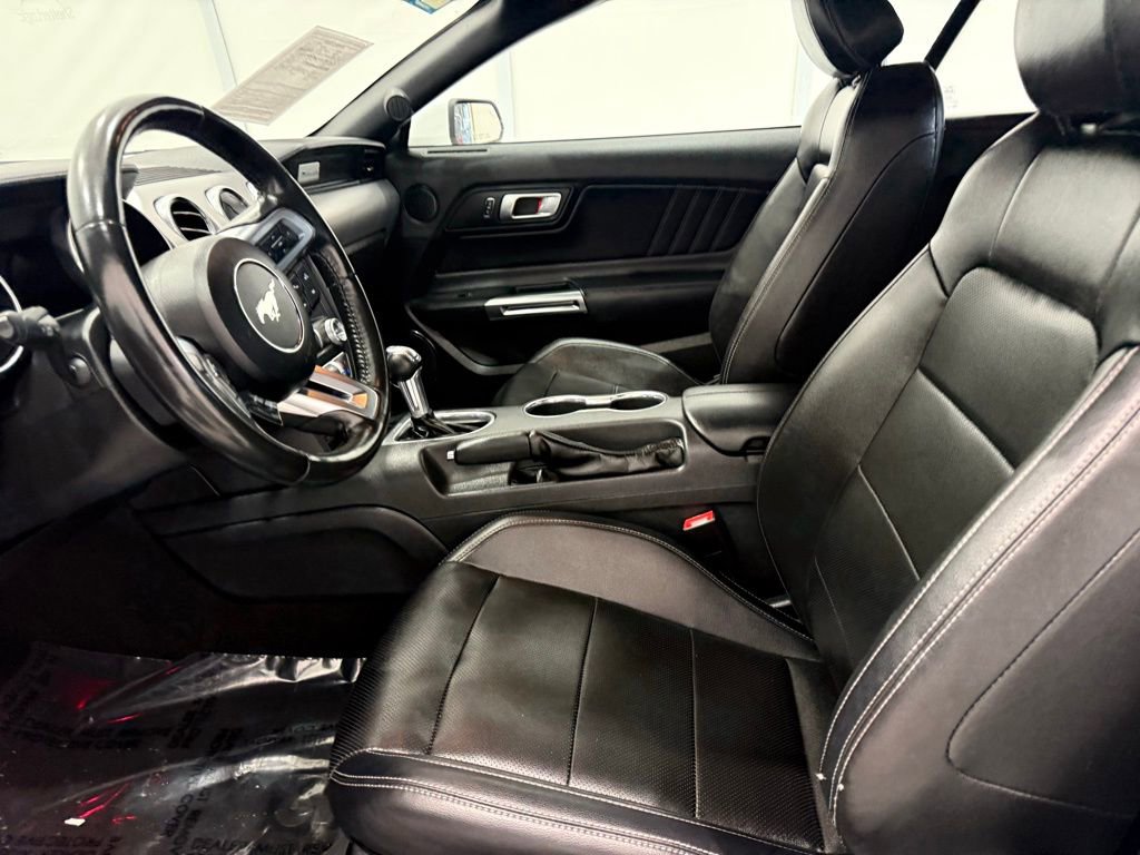 Used 2022 Ford Mustang Premium image 12