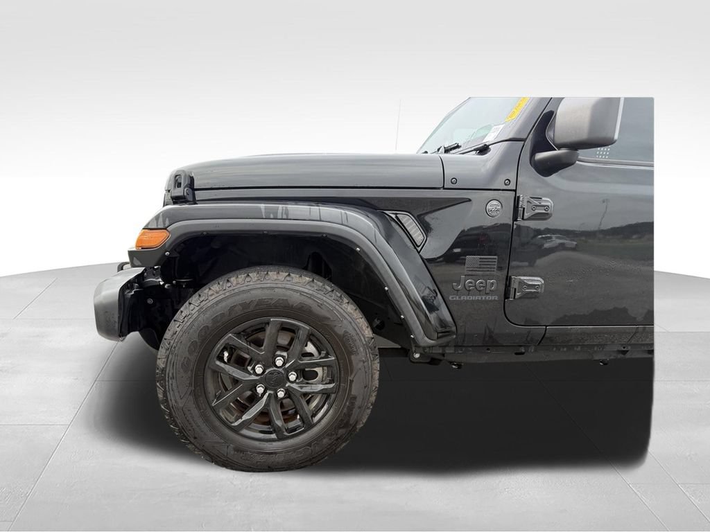 Used 2022 Jeep Gladiator Sport AWD/4WD image 20