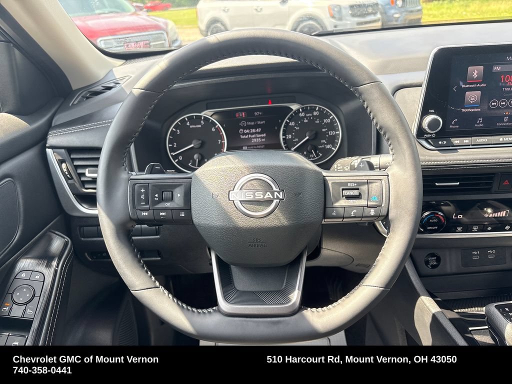 Used 2026 Nissan Rogue SV AWD/4WD image 17