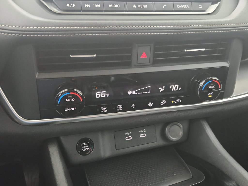 Used 2025 Nissan Rogue SV AWD/4WD image 28