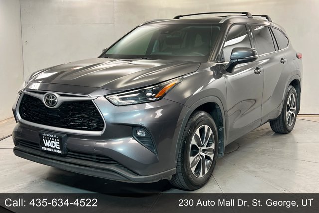 Used 2022 Toyota Highlander XLE