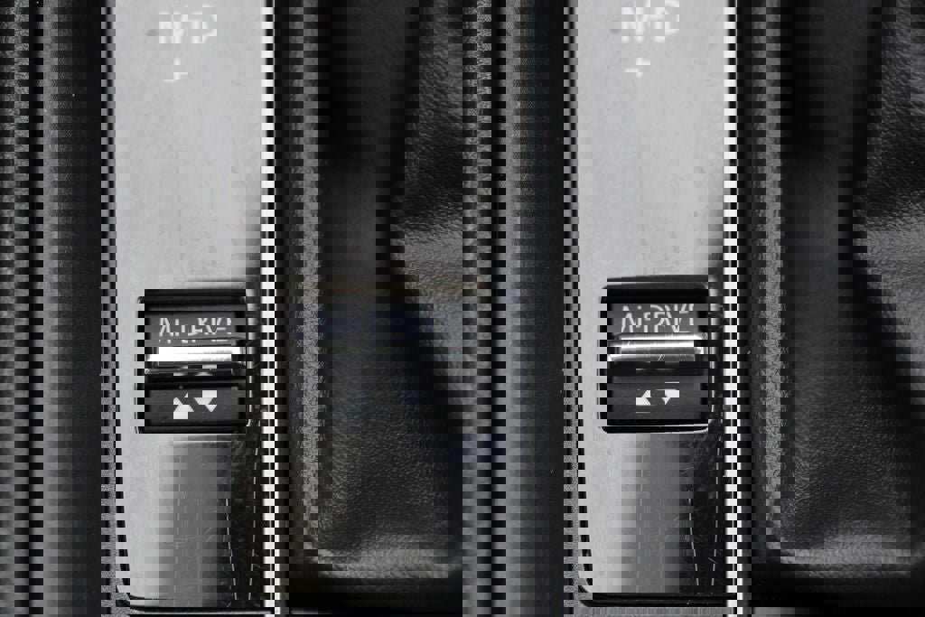 Used 2025 MAZDA CX-50 AWD 2.5 S w/ Preferred Package image 25