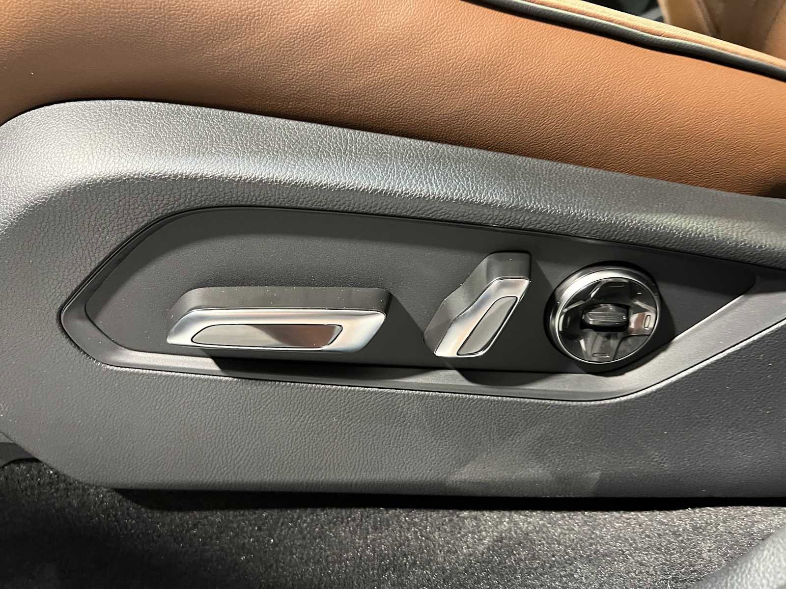 New 2026 Acura MDX SH-AWD w/ Advance Package image 15