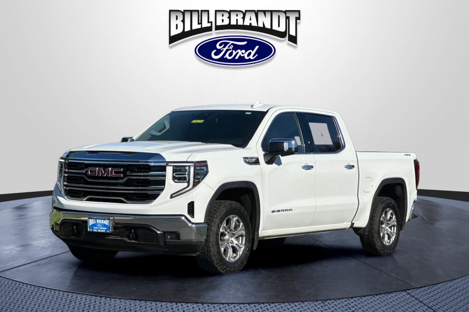 Used 2025 GMC Sierra 1500 SLT AWD/4WD image 7