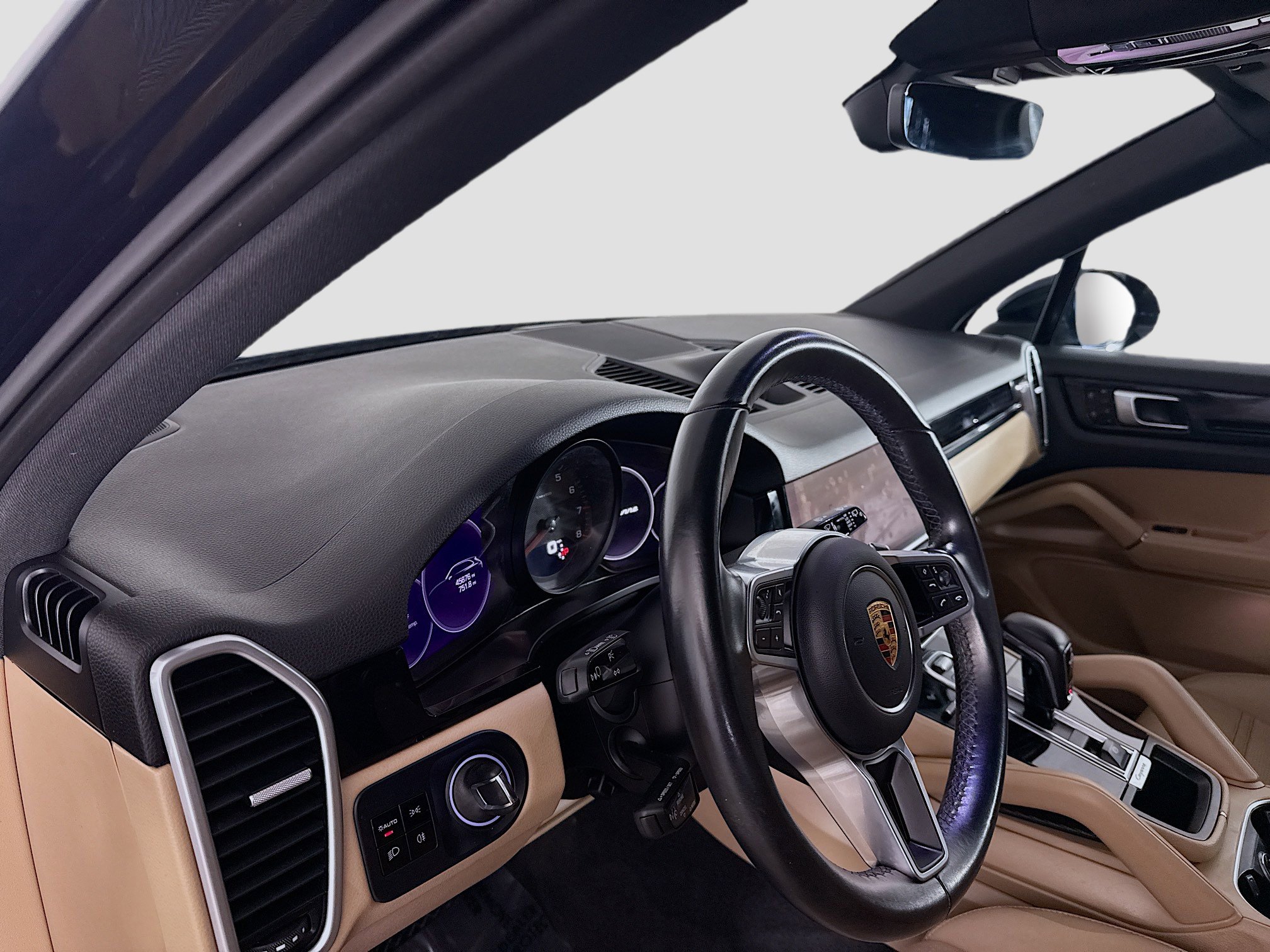 Used 2021 Porsche Cayenne image 22