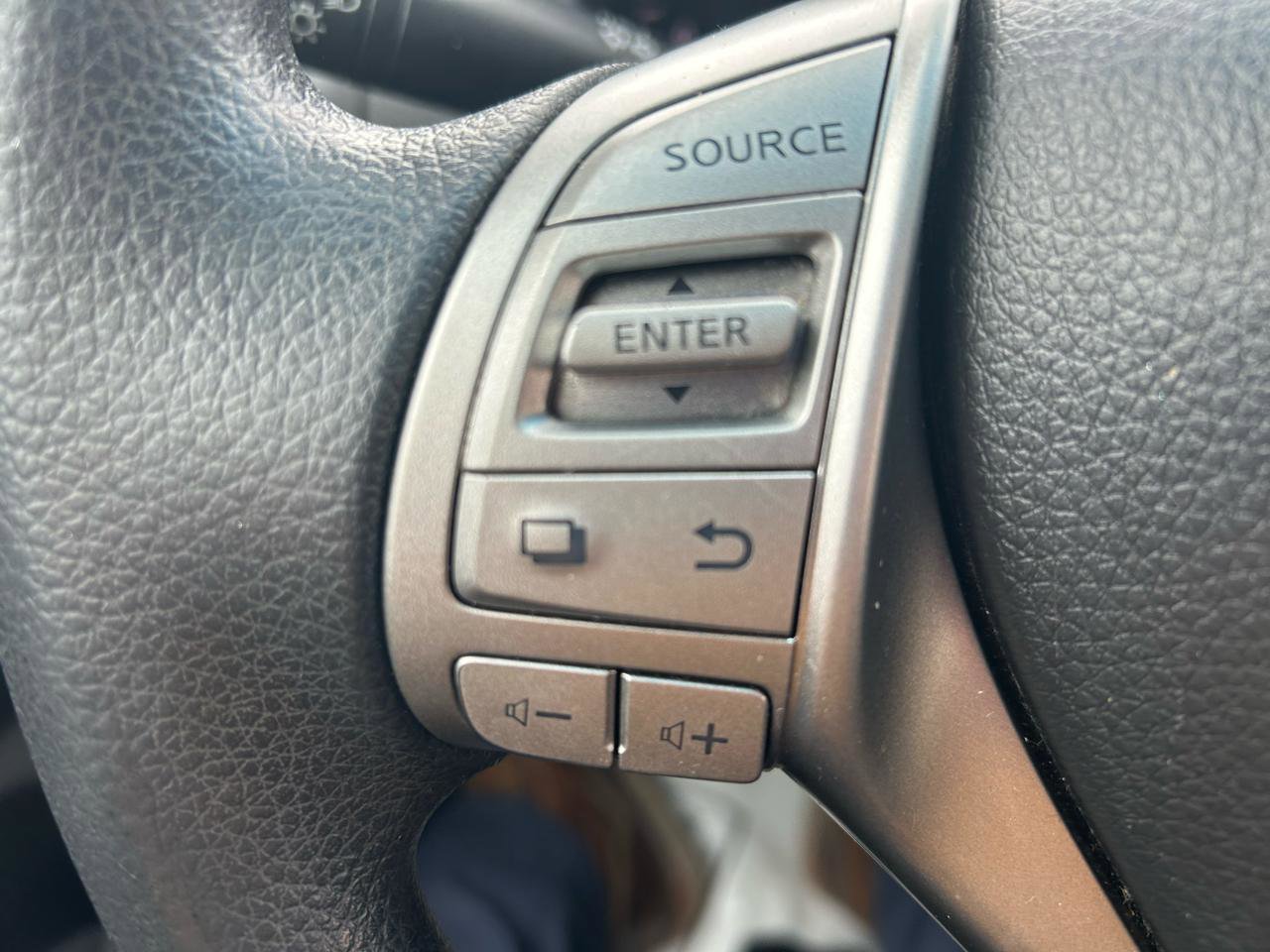 Used 2014 Nissan Altima 2.5 S FWD image 18