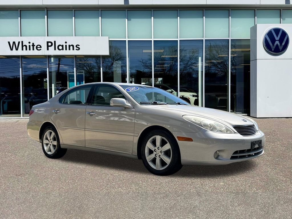 Used 2005 Lexus ES 330 FWD image 1