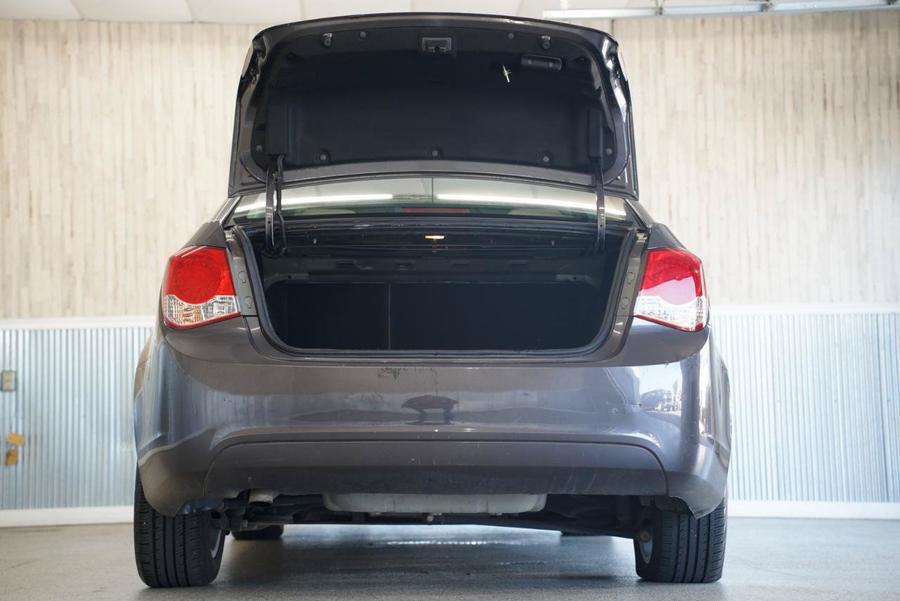 Used 2015 Chevrolet Cruze Diesel FWD image 37
