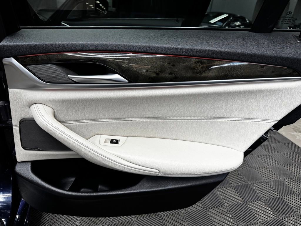 Used 2017 BMW 540i image 52