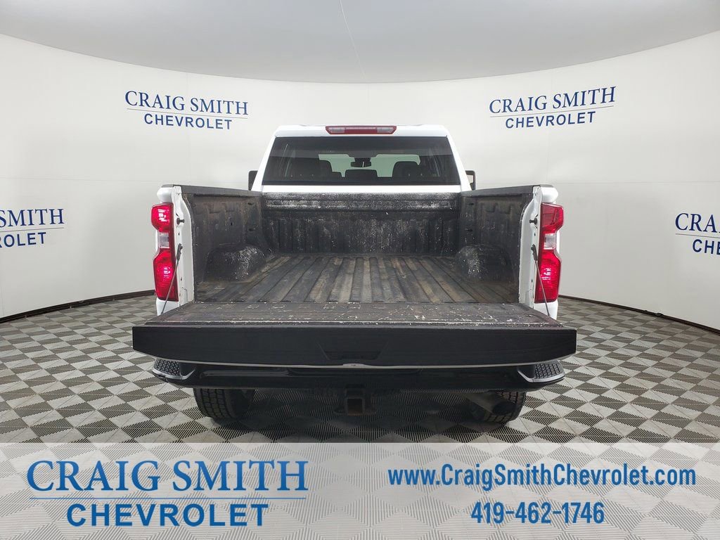 Used 2024 Chevrolet Silverado 2500 Custom image 17