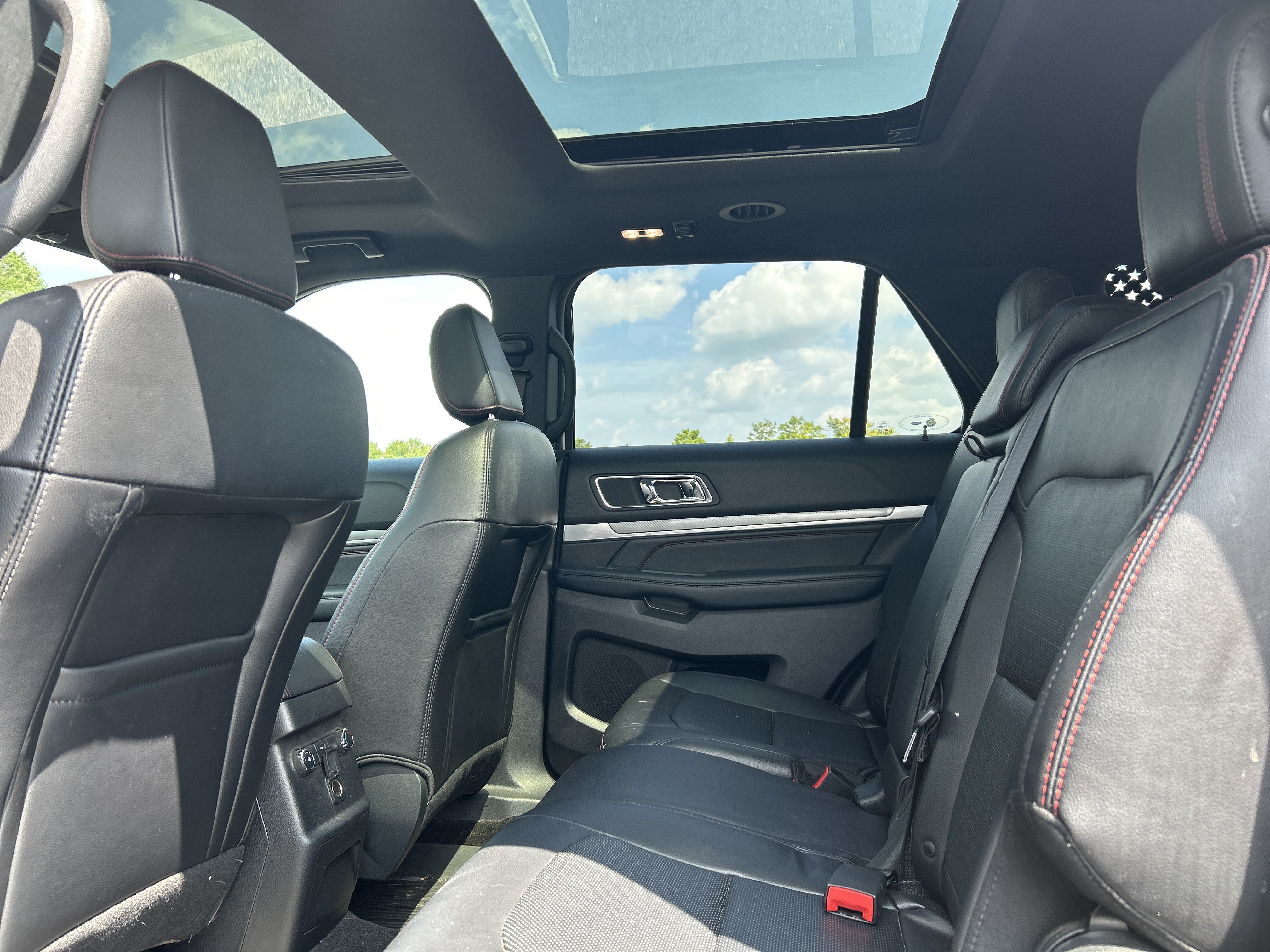 Used 2019 Ford Explorer Sport AWD/4WD image 11