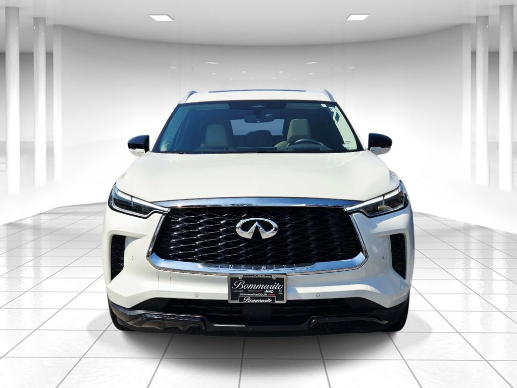 Used 2025 INFINITI QX60 Luxe w/ Vision Package AWD/4WD image 8