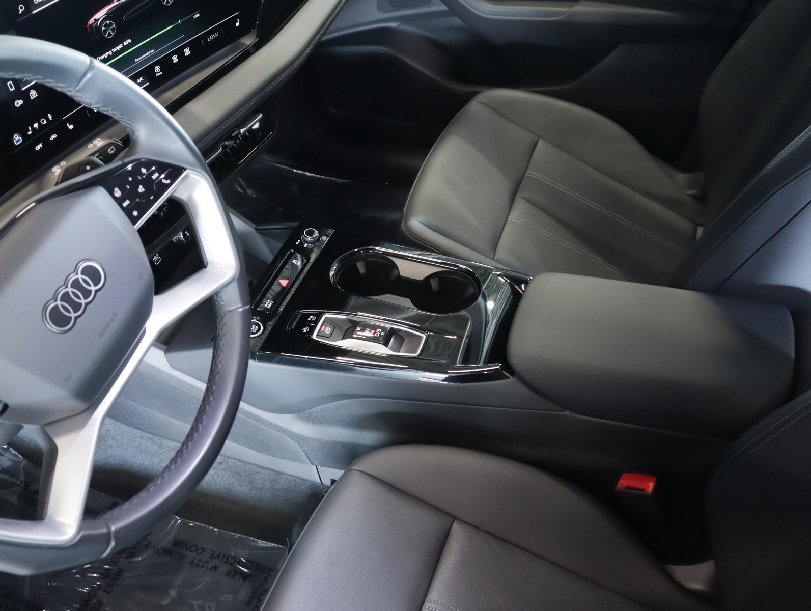 Certified 2025 Audi Q6 e-tron Premium w/ Convenience Package image 20