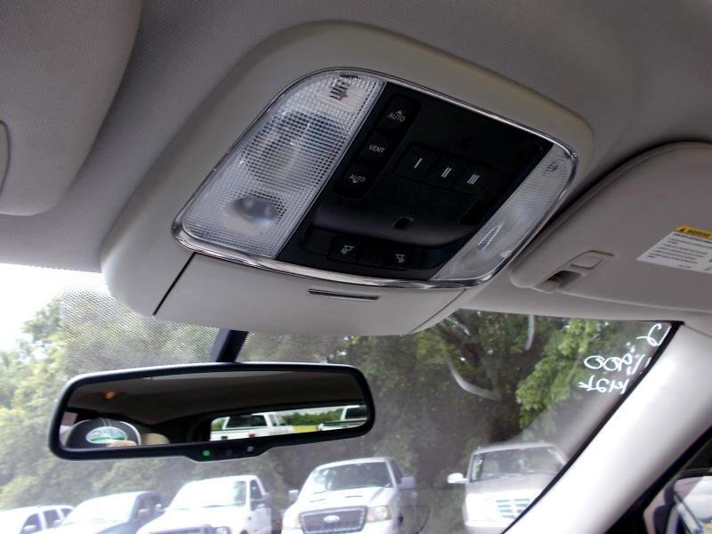 Used 2012 Jeep Grand Cherokee Laredo w/ Laredo E Group image 34